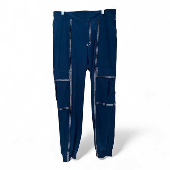 Athleta Chelsea Utility Performance Athletic Joggers. Women’s 6. Navy. - Picture 5 of 6